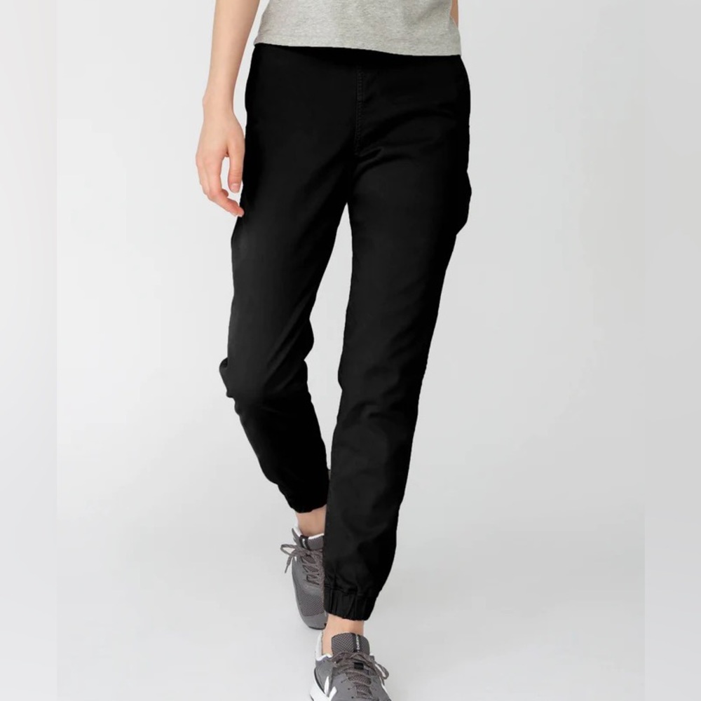 Live Lite Joggers